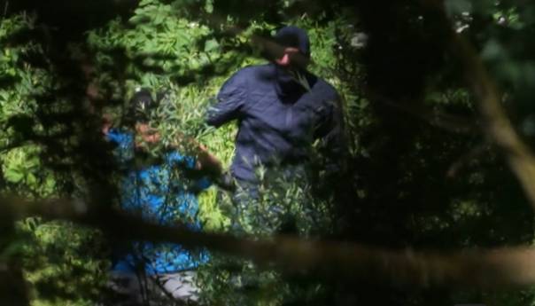 Policajci: Koristimo silu nad migrantima, takve su naredbe