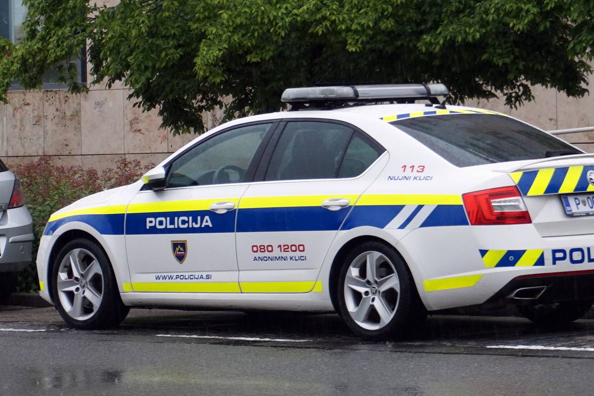 Policajci nepravomoćno osuđeni za prometnu 'sačekušu' za ministra