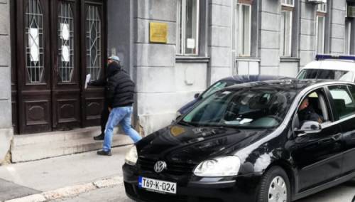 Policajcima uhapšenim u akciji "Kontakt" određen pritvor