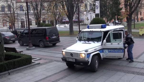 Policija blokirala zaselak kod Brčkog zbog kontakta sa zaraženom osobom