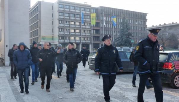 Policija će raditi isključivo po zakonu u slučaju 'Zenicatransa'