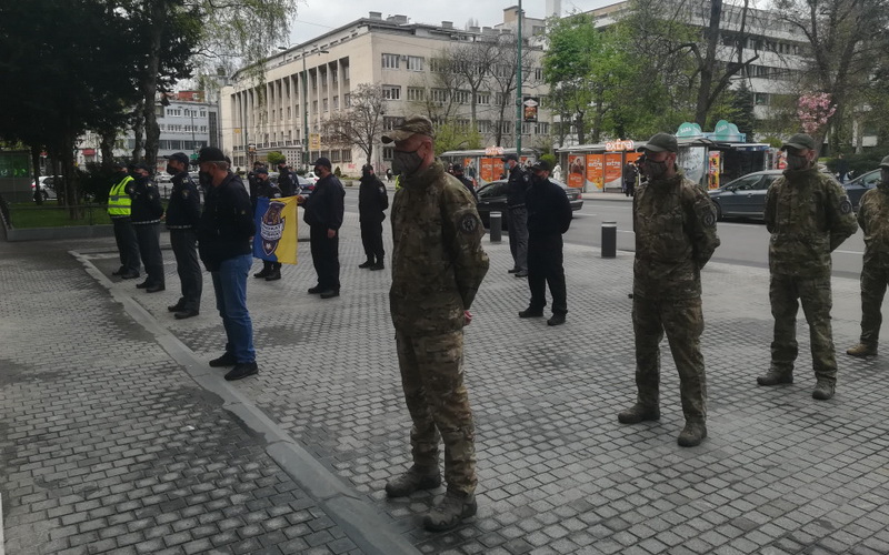 Policija ispred Predsjedništva BiH: Traže veće plate