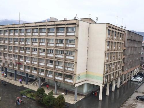 Policija na terenu: Ko je ulazio u prostoriju s listićima za izbore u Zenici?