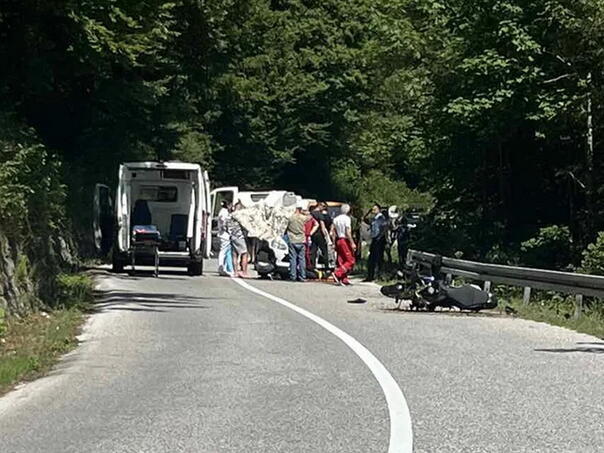 Policija o nesreći na Tjentištu: Poginuo motociklista iz Trebinja