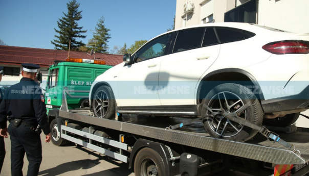Policija oduzela skupocjeni mercedes, nastavljeni pretresi u Banjaluci