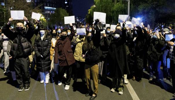 Policija postepeno suzbija višednevne proteste u kineskim gradovima