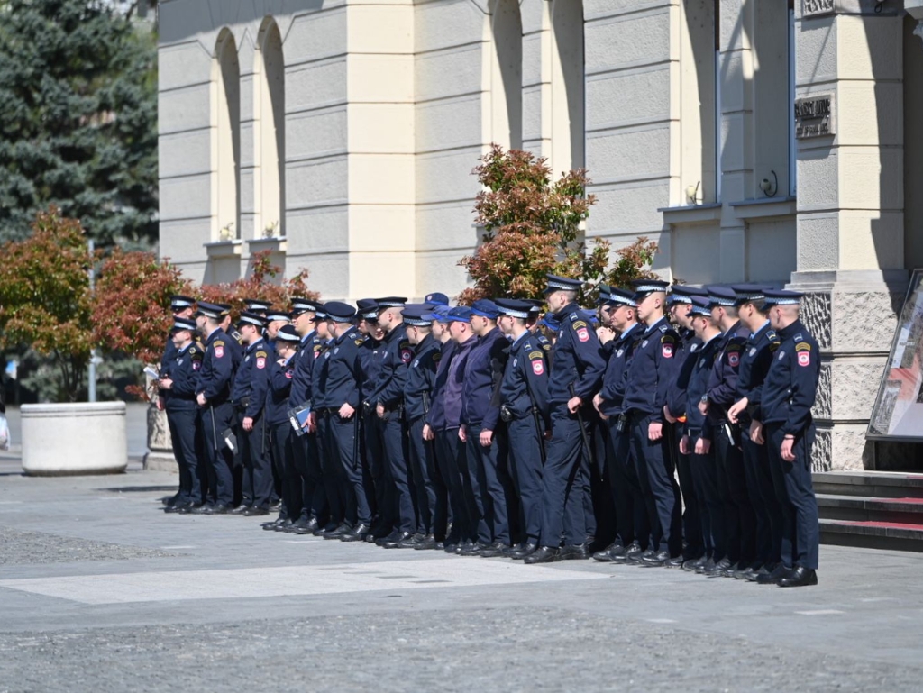 Policija postrojena u Banja Luci: Sve spremno za dolazak Trumpa mlađeg