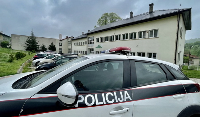 Policija pred školama u ZDK: Početak nastave i veliki odmor