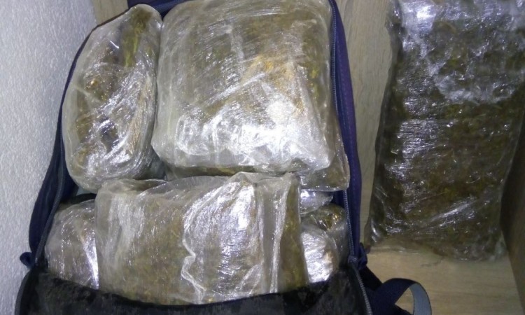Policija RS-a uhapsila tri osobe, oduzeto četiri kilograma marihuane