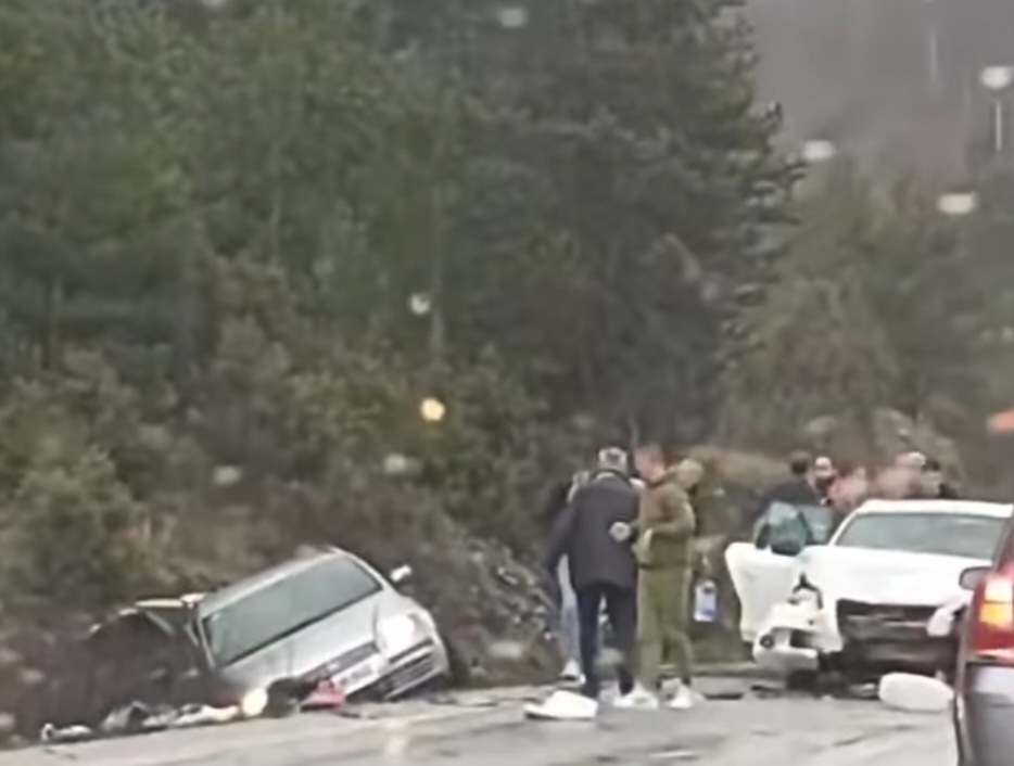 Policija se oglasila o nesreći kod Rogatice: Četiri osobe teško povrijeđene