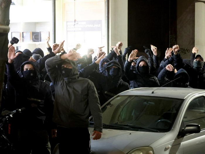 Policija se oglasila o okupljanju maskiranih muškaraca u Zagrebu