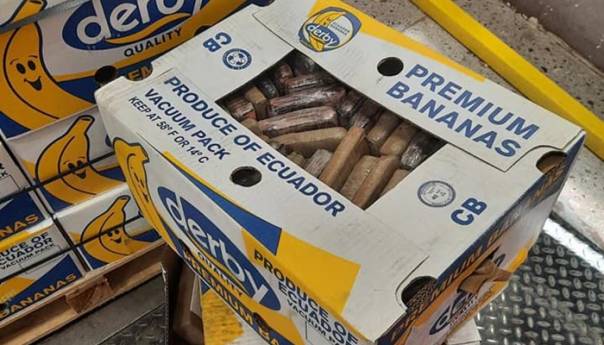 Policija u Crnoj Gori  pronašla oko 400 kilograma kokaina u kutijama za banane