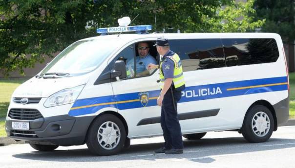 Policija u Gradskoj upravi Splita, 10 uhapšenih