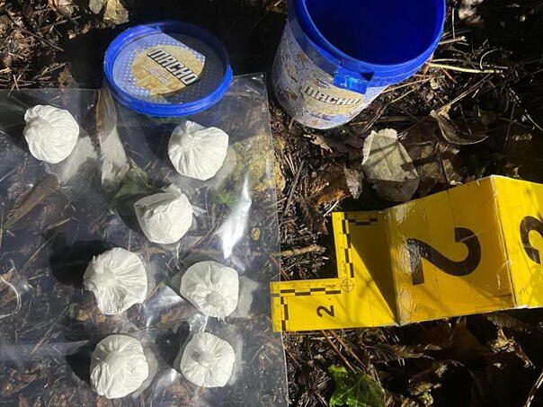 Policija u Konjicu zaplijenila veću količinu droge, uhapšena jedna osoba