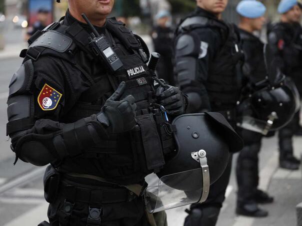 Policija u KS dobija nove uniforme nakon pet godina