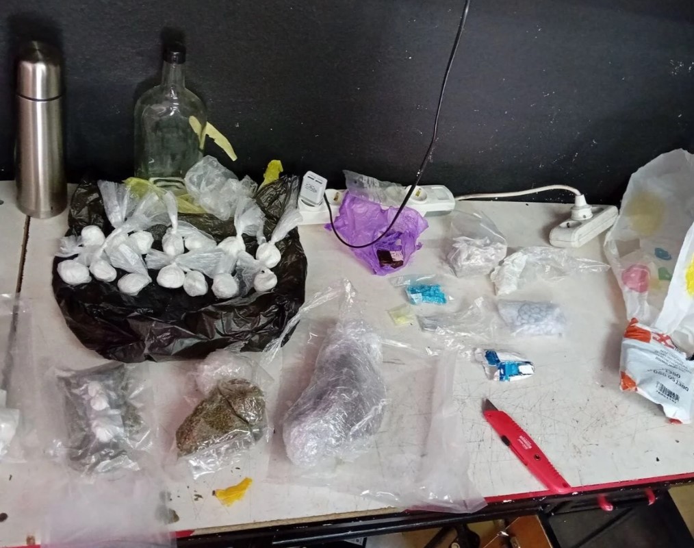 Policija u Sarajevu zaplijenila veću količinu droge, uhapšen muškarac