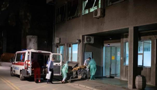 Policija u Srbiji privela migrante u Infektivnu kliniku na testiranje