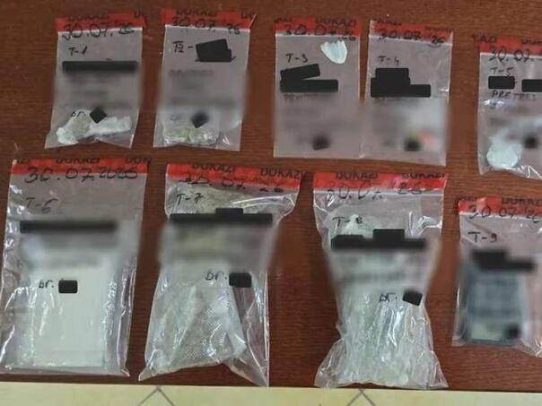 Policija u stanu Mostarca (39) pronašla razne vrste droga