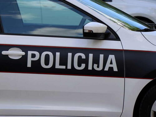 Policija u Visokom oduzela opojnu drogu i municiju, rasvijetlili tešku krađu
