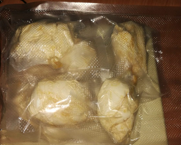 Policija uhapsila muškarca s pola kilograma marihuane i spida u Lukavcu