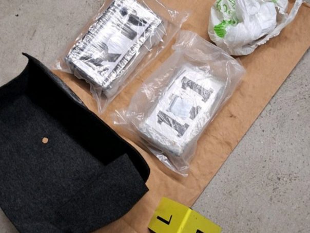 Policija USK spriječila krijumčarenje više kilograma narkotika na granici