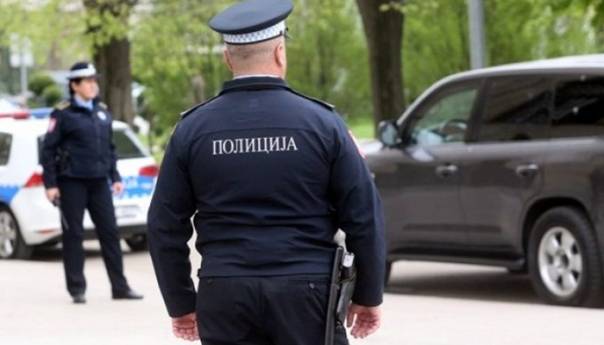 Policija vozaču oduzela automobil zbog neplaćenih kazni
