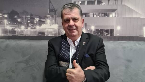 Polimac: Privredu rasteretiti politike, BiH može biti Švicarska