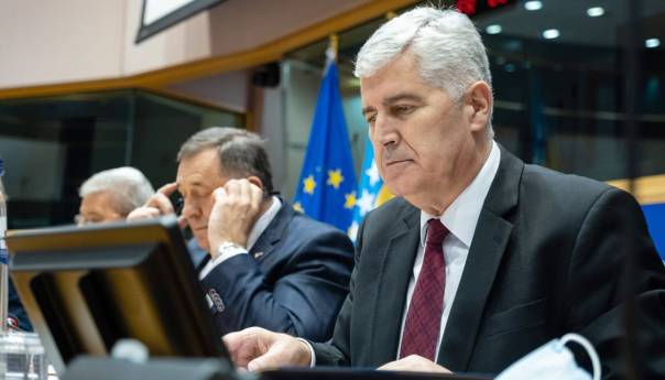 Politički krah Dodika i Čovića pred EU: Napadali BiH, pa otkrili rusko lice