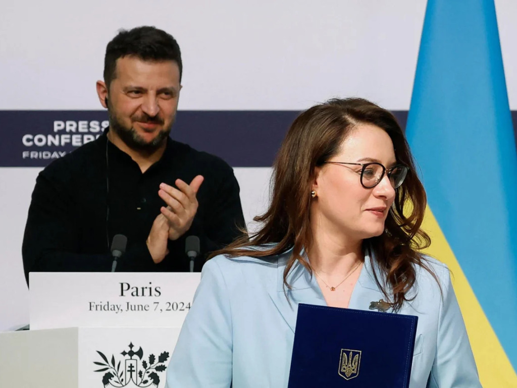 Politički potres u Kijevu: Zelenski smjenjuje premijerku