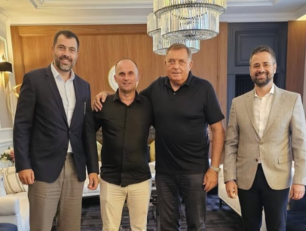 Politički transfer pred izbore: SNSD "doveo" načelnika općine u RS-u