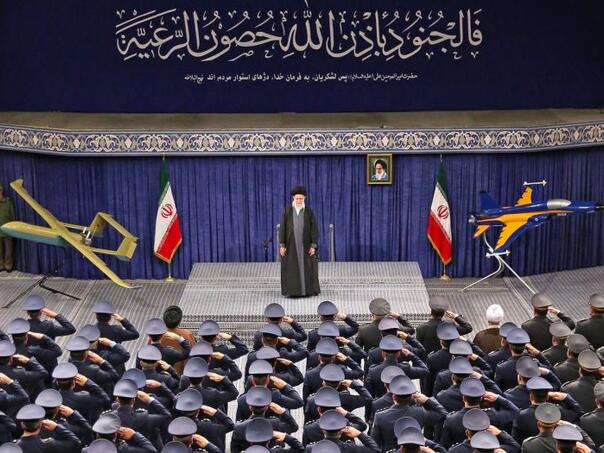 Politico: Spremite se na rat do septembra