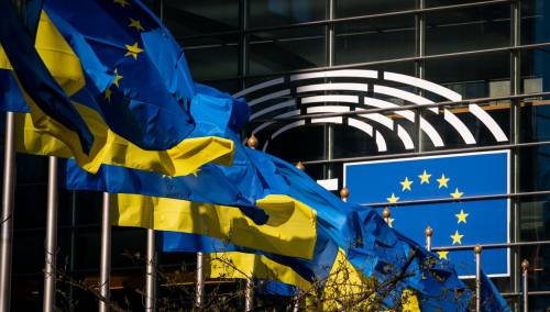 Politico: Ukrajina će uskoro dobiti status kandidata za EU