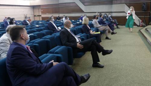 Politika i struka na sastanku u Vladi FBiH o daljim mjerama i vakcinaciji