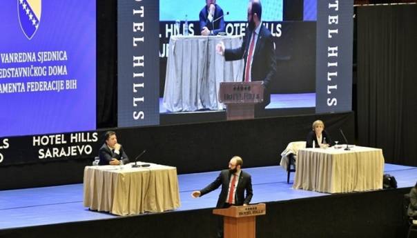 Politikanstvo u najavi: Sutra sjednica Parlamenta FBiH