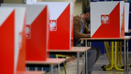 Poljaci žele odlaganje predsjedničkih izbora zakazanih za maj