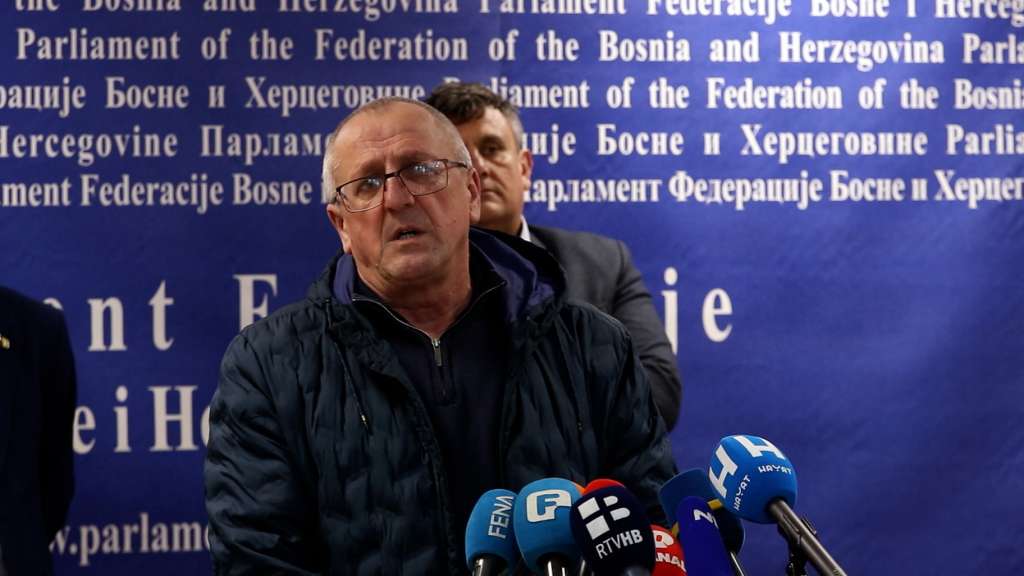 Poljoprivrednici iz FBiH i RS-a se udružili u borbi protiv uvoznih lobija