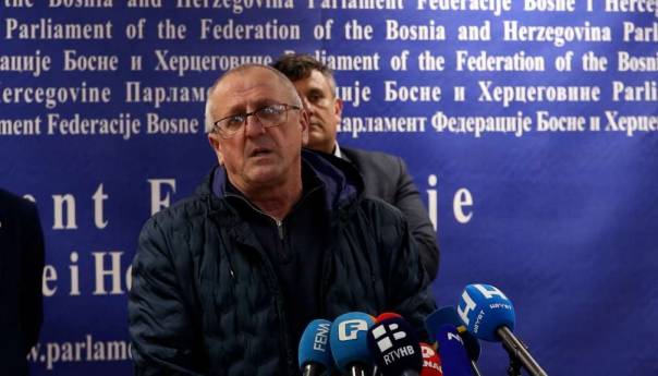 Poljoprivrednici iz FBiH i RS-a se udružili u borbi protiv uvoznih lobija