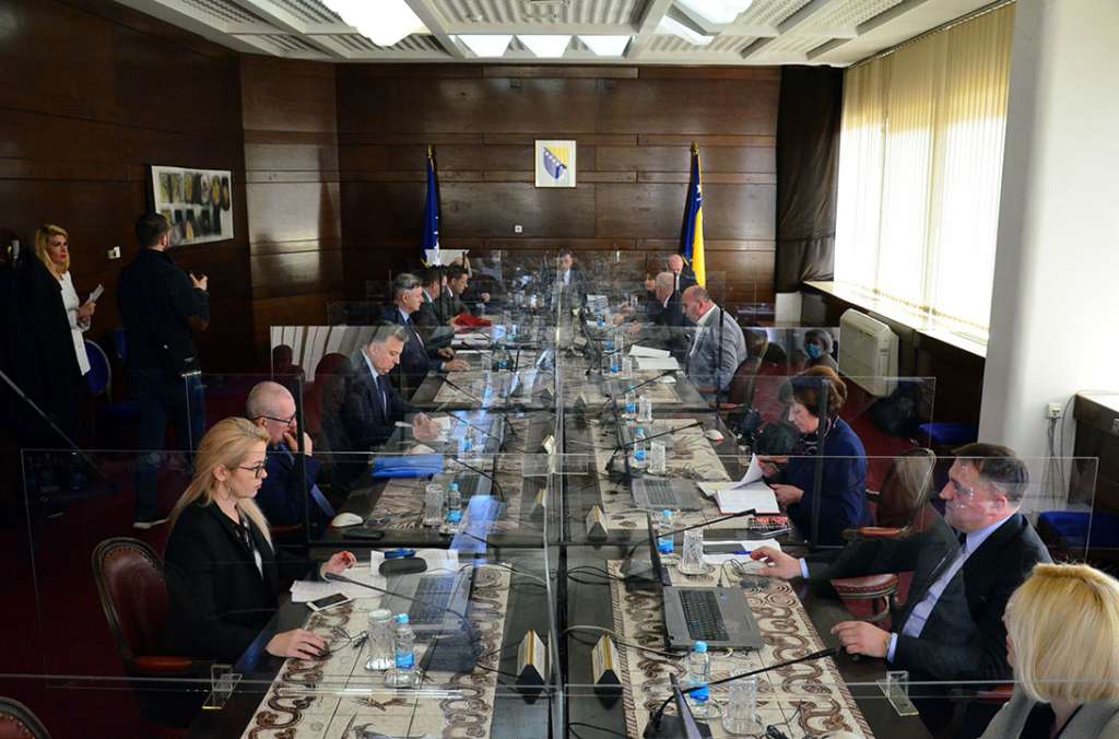Poljoprivrednicima iz robnih rezervi 1.400.000 litara goriva bez naknade