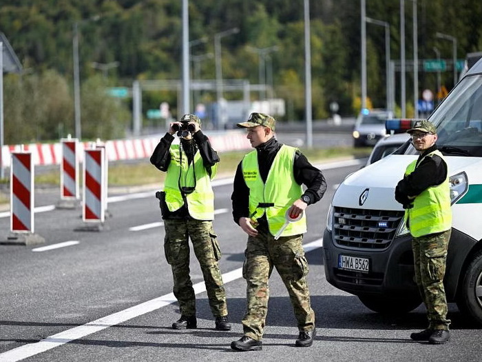 Poljska i Češka produžavaju kontrole na granici sa Slovačkom