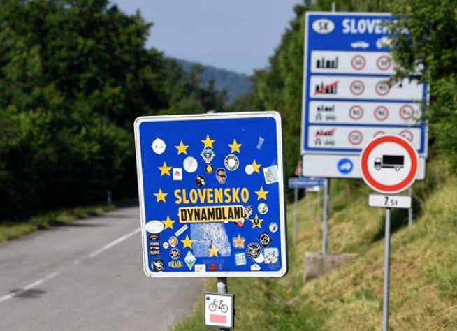 Poljska zbog migranata provjerava auta na granici sa Slovačkom