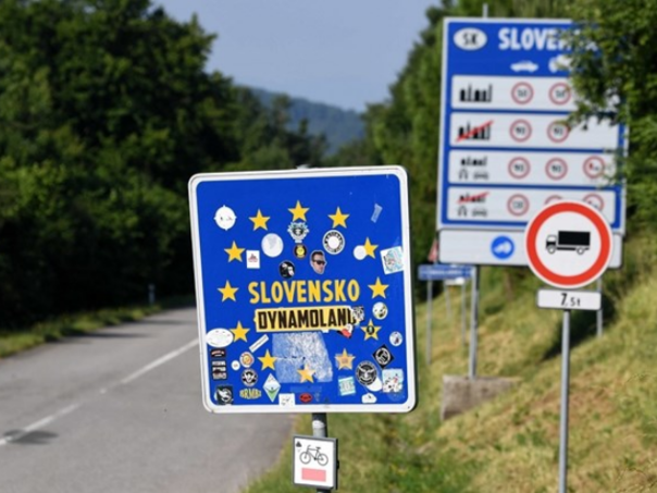 Poljska zbog migranata provjerava auta na granici sa Slovačkom