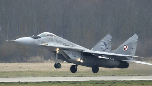 Poljski premijer najavio da će Ukrajini poslati MIG-ove