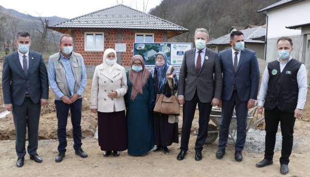Položen kamen temeljac za izgradnju Doma za stara lica Emmaus u Potočarim