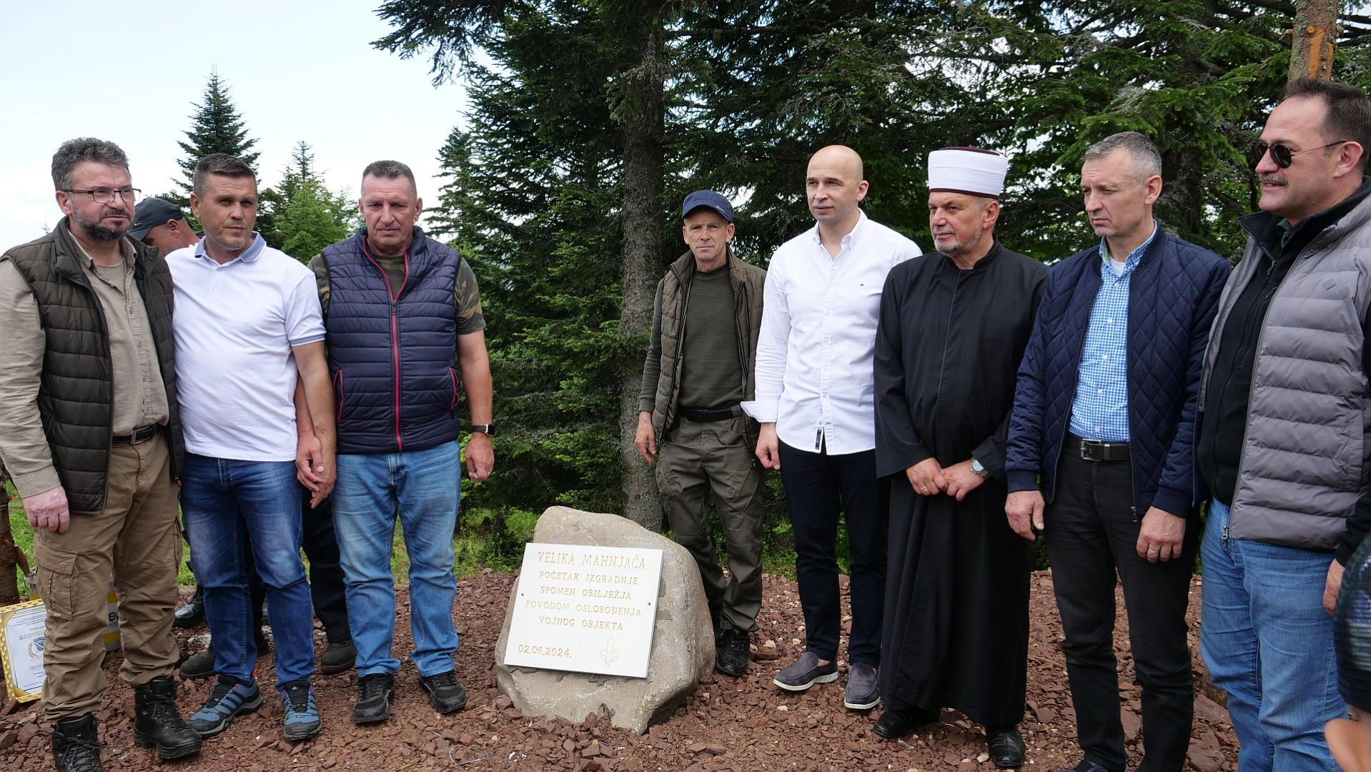 Položen kamen-temeljac za izgradnju spomen-obilježja na Velikoj Mahnjači pripadnicima Armije