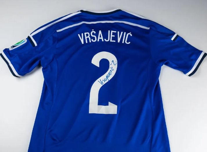 Pomozi.ba: Dres Avdije Vršajevića sa Mundijala na aukciji