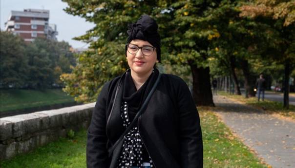 Pomozi.ba pokrenuo apel za mladu Sarajku koja boluje od raka limfnih čvorova