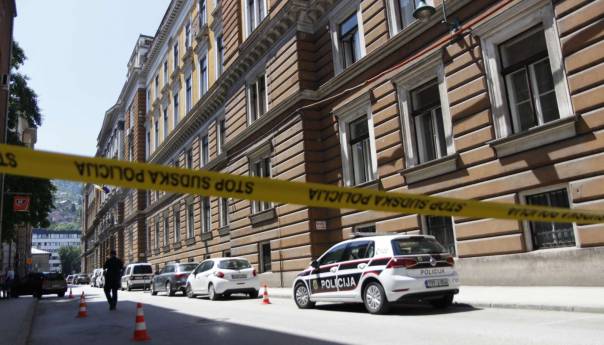 Ponovo dojavljene bombe u zgradi CIK-a i u tri policijske stanice