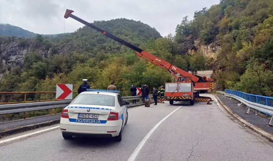 Ponovo nesreća kod Višegrada: U kanjon sletjelo vozilo sa više osoba