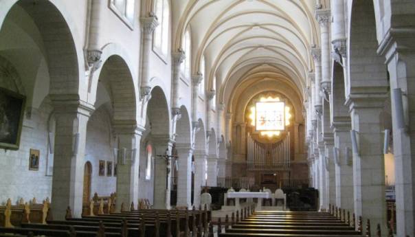 Ponovo otvorena Crkva Hristovog rođenja u Betlehemu