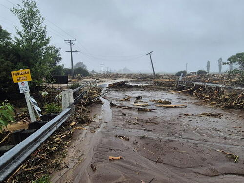Poplave i odroni na Novom Zelandu: Traga se za nestalima, među njima i dijete
